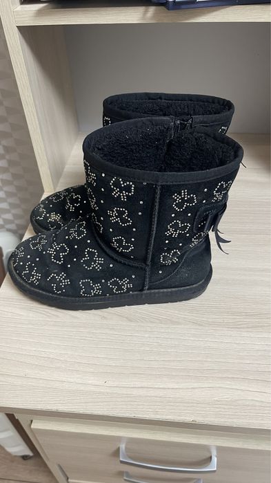 Продам угги, 34 размер, зимние