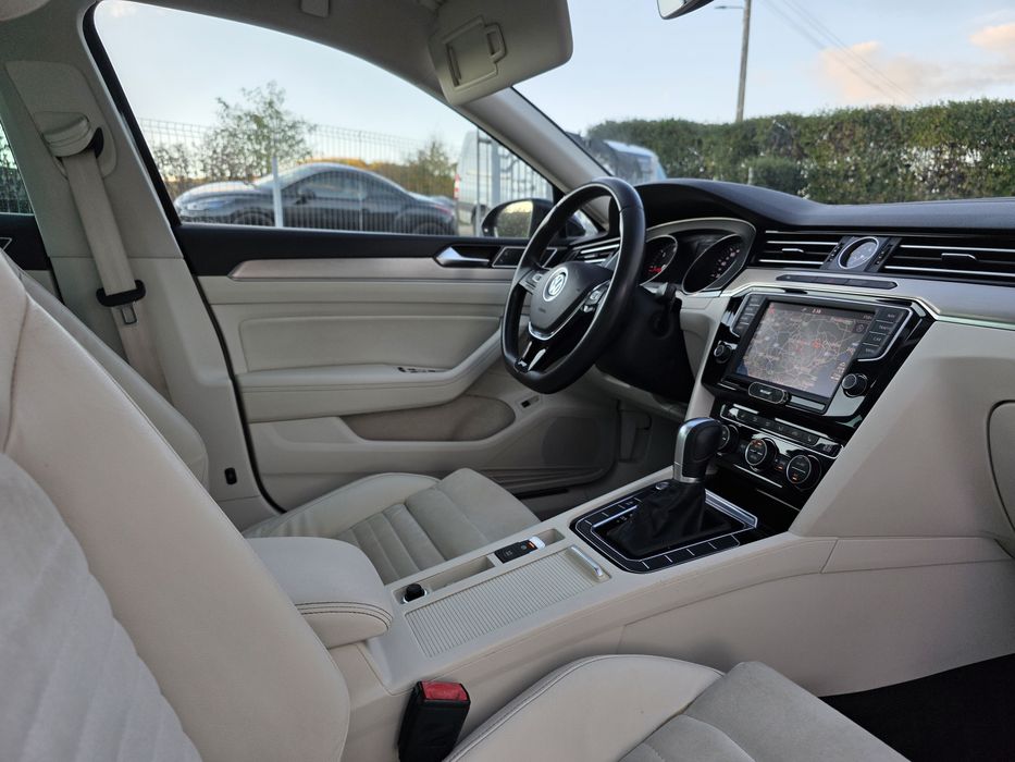 Volkswagen Passat / EURO 6 / Trapa / Led / CarPlay / Acc / DSG
