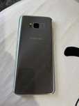 Vand samsung s8 este nou