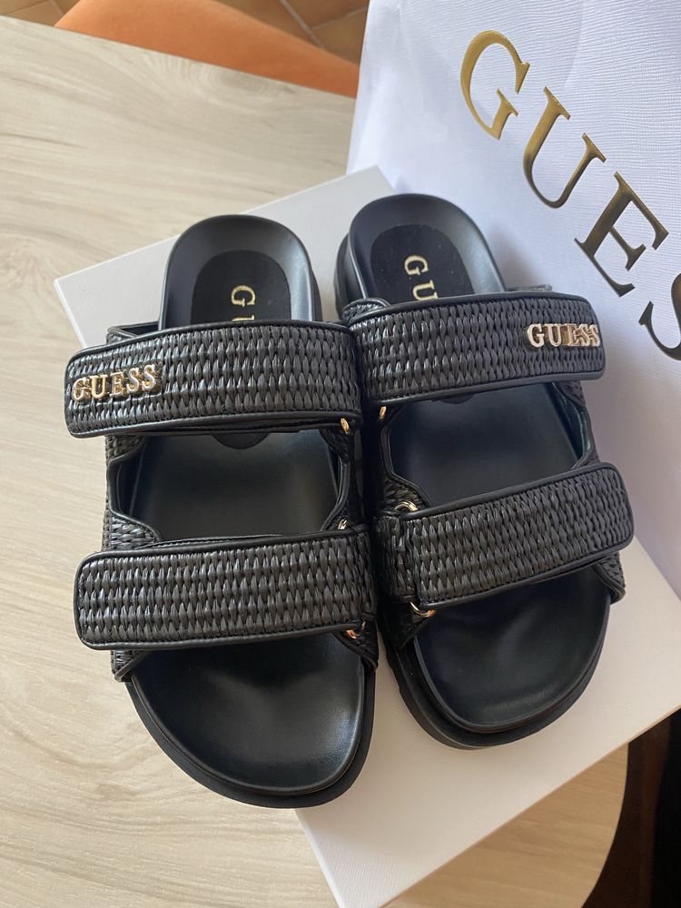 Guess чехли от Италия - оригинални