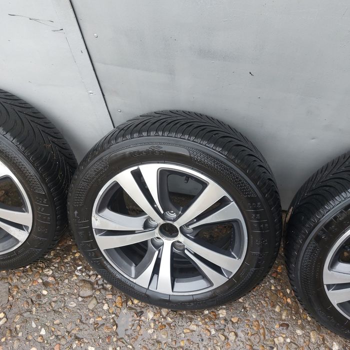 Jante Aliaj Bicolore 5x108 R16 Peugeot  308 Anvelope iarnă 205 55 R16