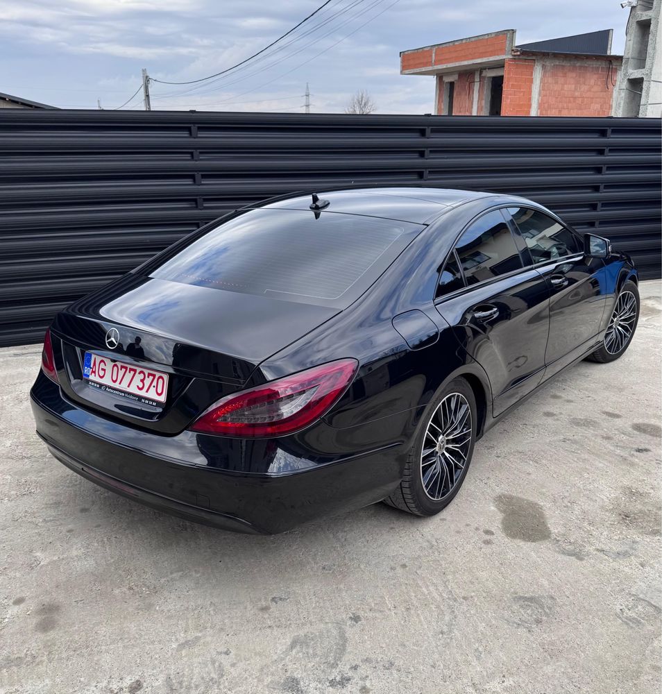 Mercedes-Benz CLS 350 CDI 3.0 V6 265 CP – 2012