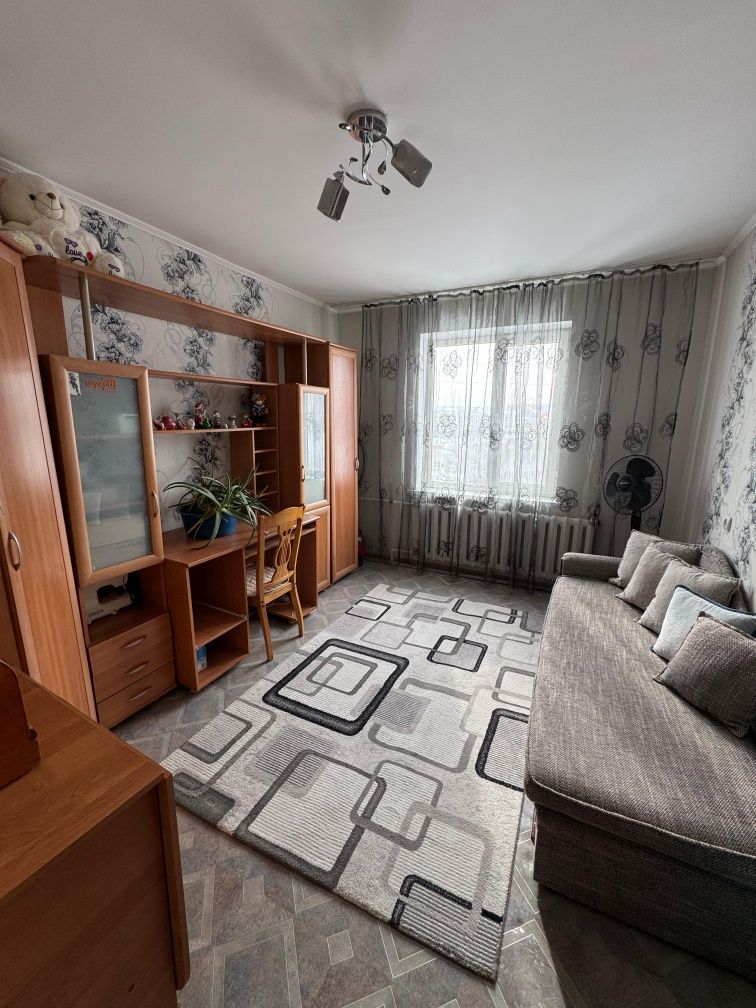 СРОЧНО продам 3-х комнатную квартиру, 8 мкрн, ТОРГ ИМЕЕТСЯ.