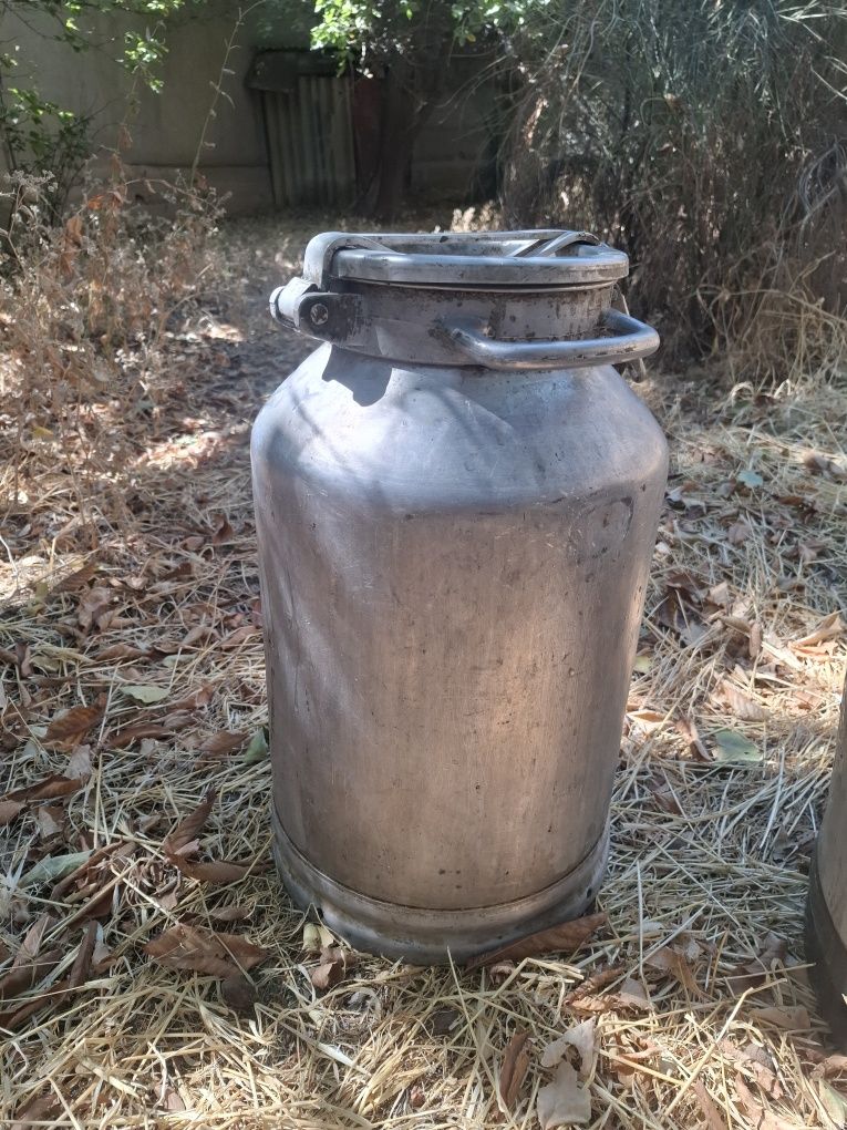 Продаю алюминиевую флягу