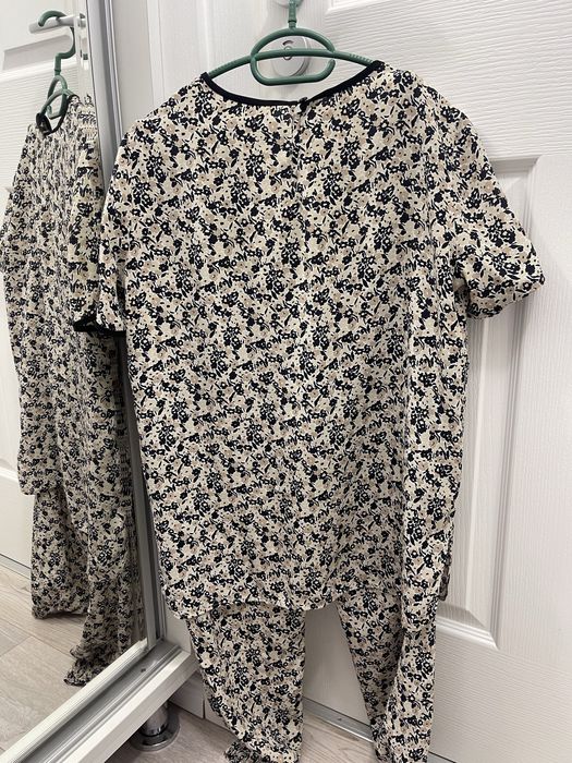 Compleu MaxMara din matase naturala