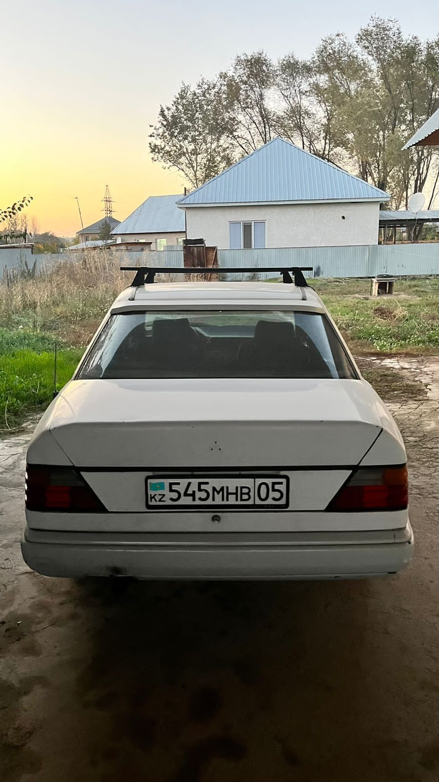 Срочно 750мың мерседес W124