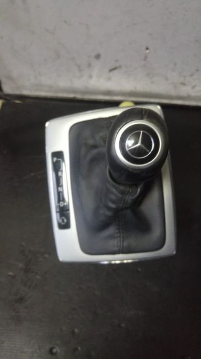 Maneta schimbator viteze 2.2 cdi 651 mercedes c-class w204 break a2042673388 a2042677524