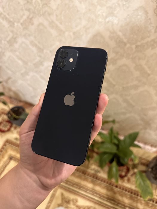 iPhone 12 128GB. В отличном состоянии!
