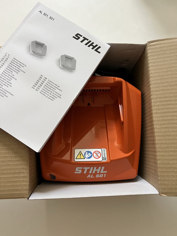 Устройство за бързо зареждане STIHL AL 501