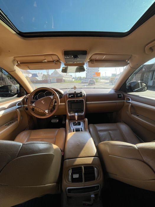 Porsche cayenne s v8!