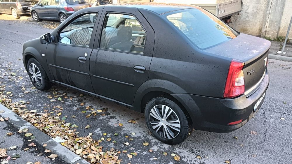 Dacia logan  1.4i   an 2010 preț 1450e