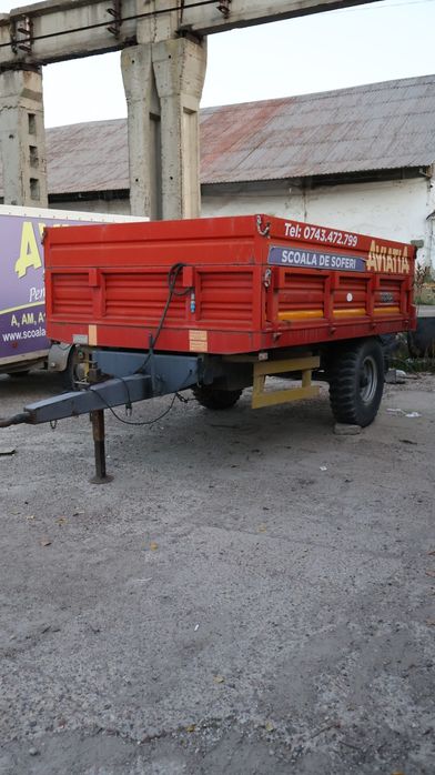 Remorca agricola Rema basculanta