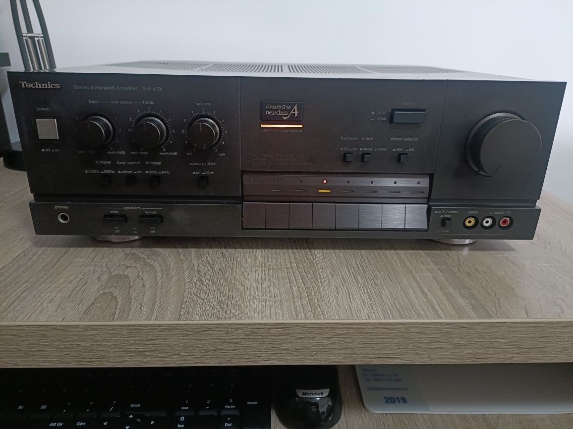 Technics SU V7X, amplificator stereo vintage made in Japan, 100W/canal