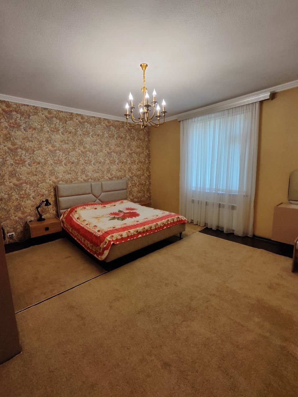 Сдается квартира в центре города,ориентир Багишамал,кафе Тибон