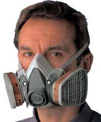 Masca de protectie 3M + filtre carbon + prefiltre + capace = 150 lei