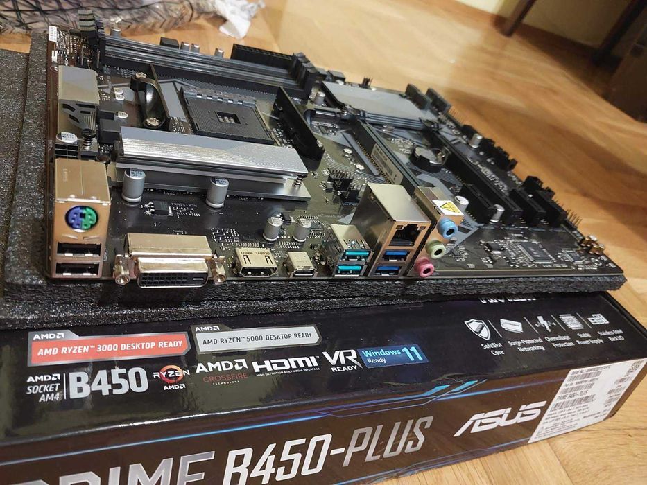 AMD Ryzen Ryzen 7 3700X + Asus Prime B450 Plus