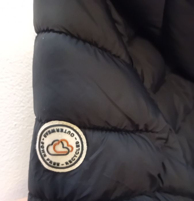 Vând geaca de dama  CA marimea 48