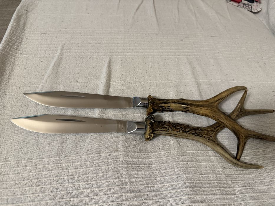 Cutite de vanatoare si injunghiat