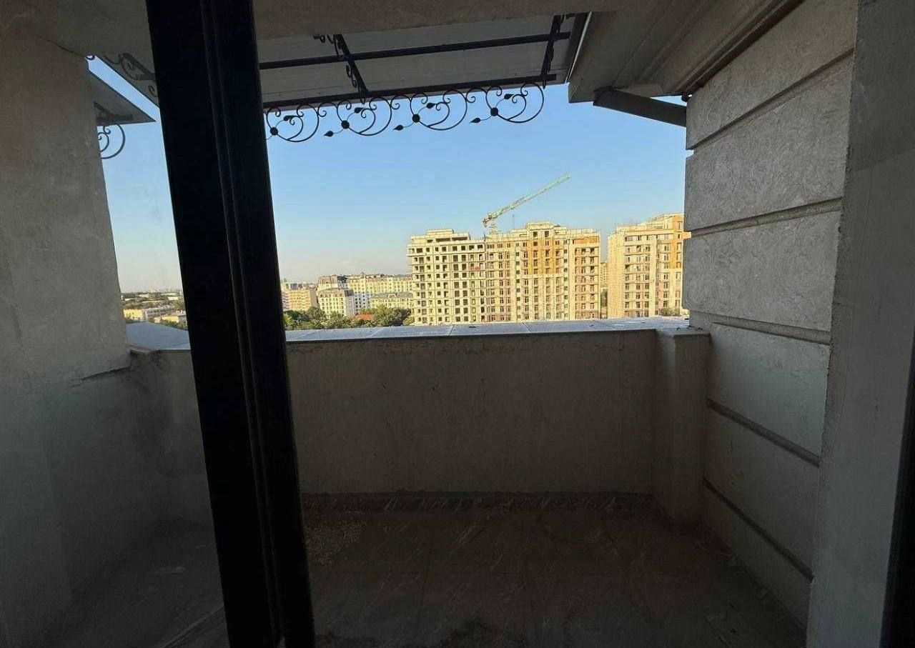 Продается 8ми ком квартира, ЖК Мухташам, ор-р: метро Минор, 308 м²