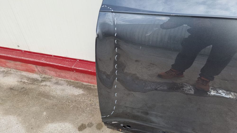 Usa stanga fata Audi Q7, 2014, 2015, 2016, 2017, 2018, 2019, 2020, 2021, 2022, 2023.