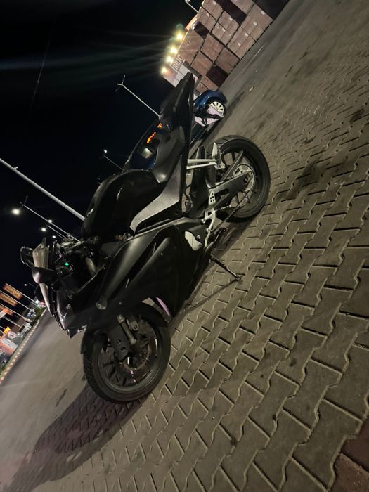 Yamaha YZF R-125 2016
