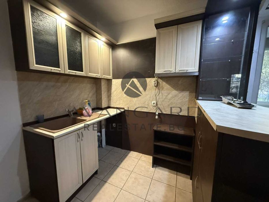Продава се Тристаен апартамент в Пловдив, Тракия - 68 кв.м за 1912 €/кв.м - Снимка #1