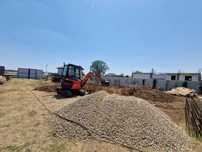 excavator de inchiriat