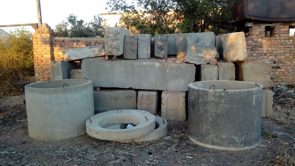 Продаются блоки.