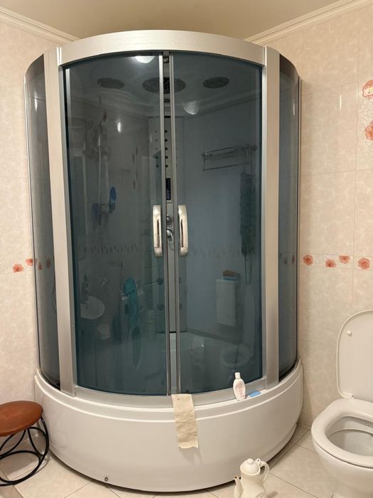 Продам душевую кабину