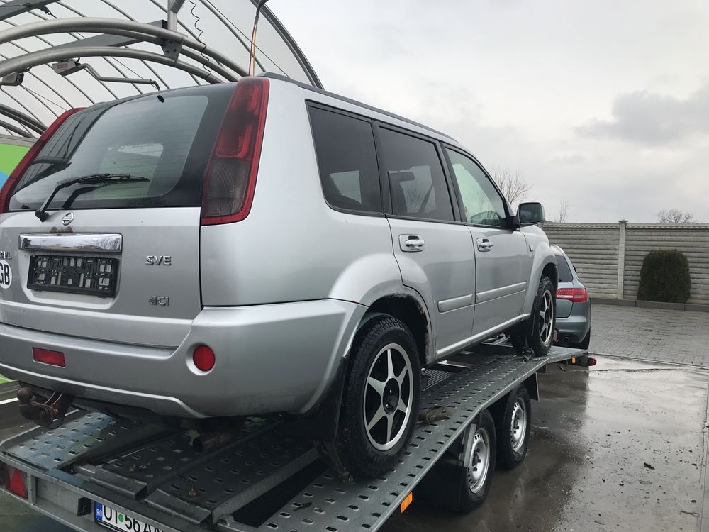 Dezmembrez/ piese Nissan X-Trail 2.2 dci 100kw/ 136cp