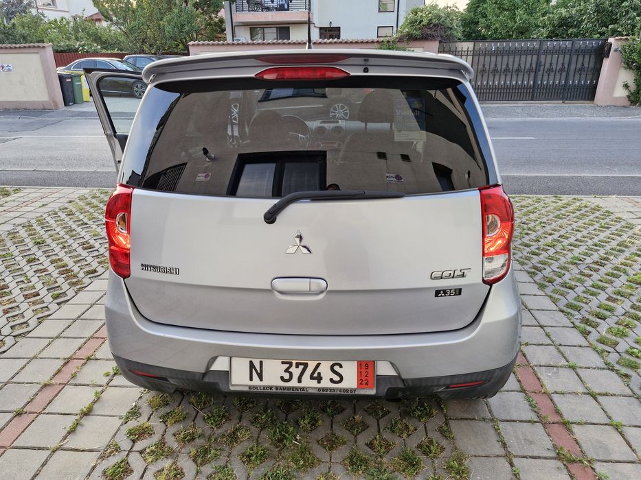 Mitsubishi Colt  / Cutie Automată