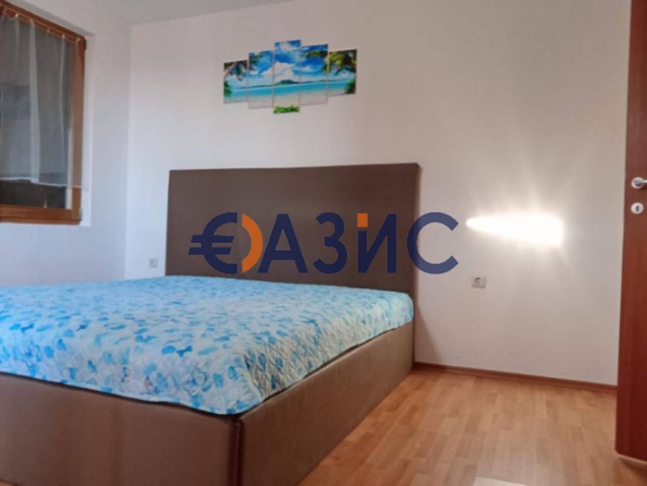 Продава се Тристаен апартамент в с. Кошарица, Област Бургас - 93 кв.м за 1237 €/кв.м - Снимка #2