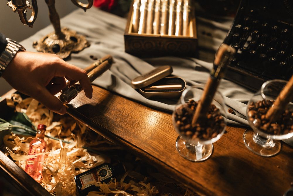 Cigar bar | Gentlemen Lounge Bar