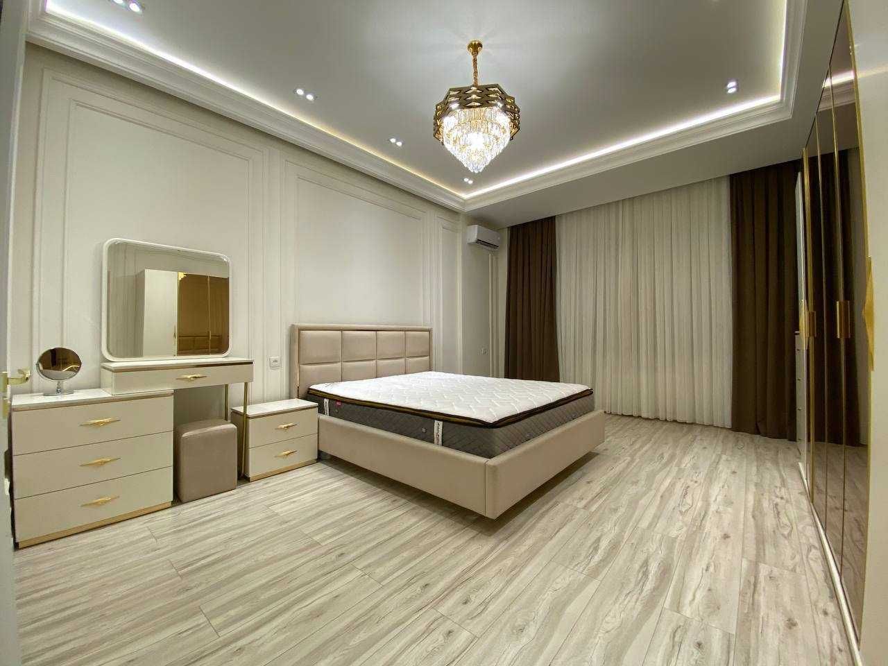 729 * Сдам 2-ком 2 из 4 Айбек (метро Ойбек) Анжелс фуд