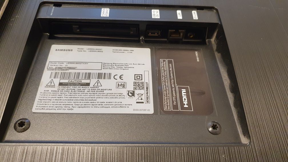 Placa baza, boxe, TV Smart cu ecran curbat pentru piese - Samsung UR55