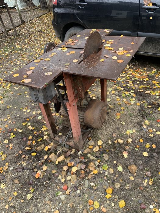 Vand Abric cu motor la 380.