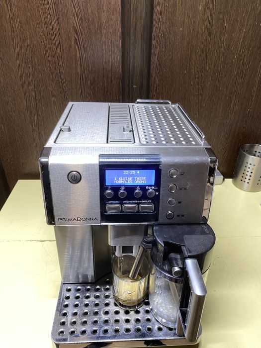 Expresor/Espressor aparat cafea Delonghi Primadonna (garantie)
