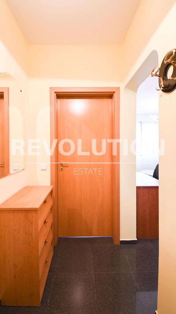 Дава се под наем Двустаен апартамент в София, Света Троица - 55 кв.м за 430 € - Снимка #11