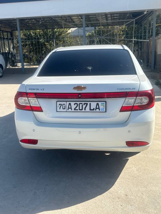 Эпика мошин сотилади