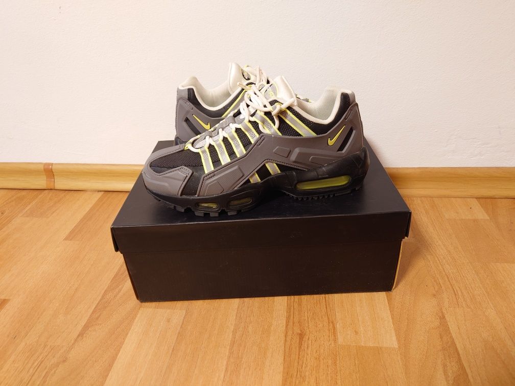 Vand Nike Air Max 95 NDSTRKT Neon, 41 (noi)