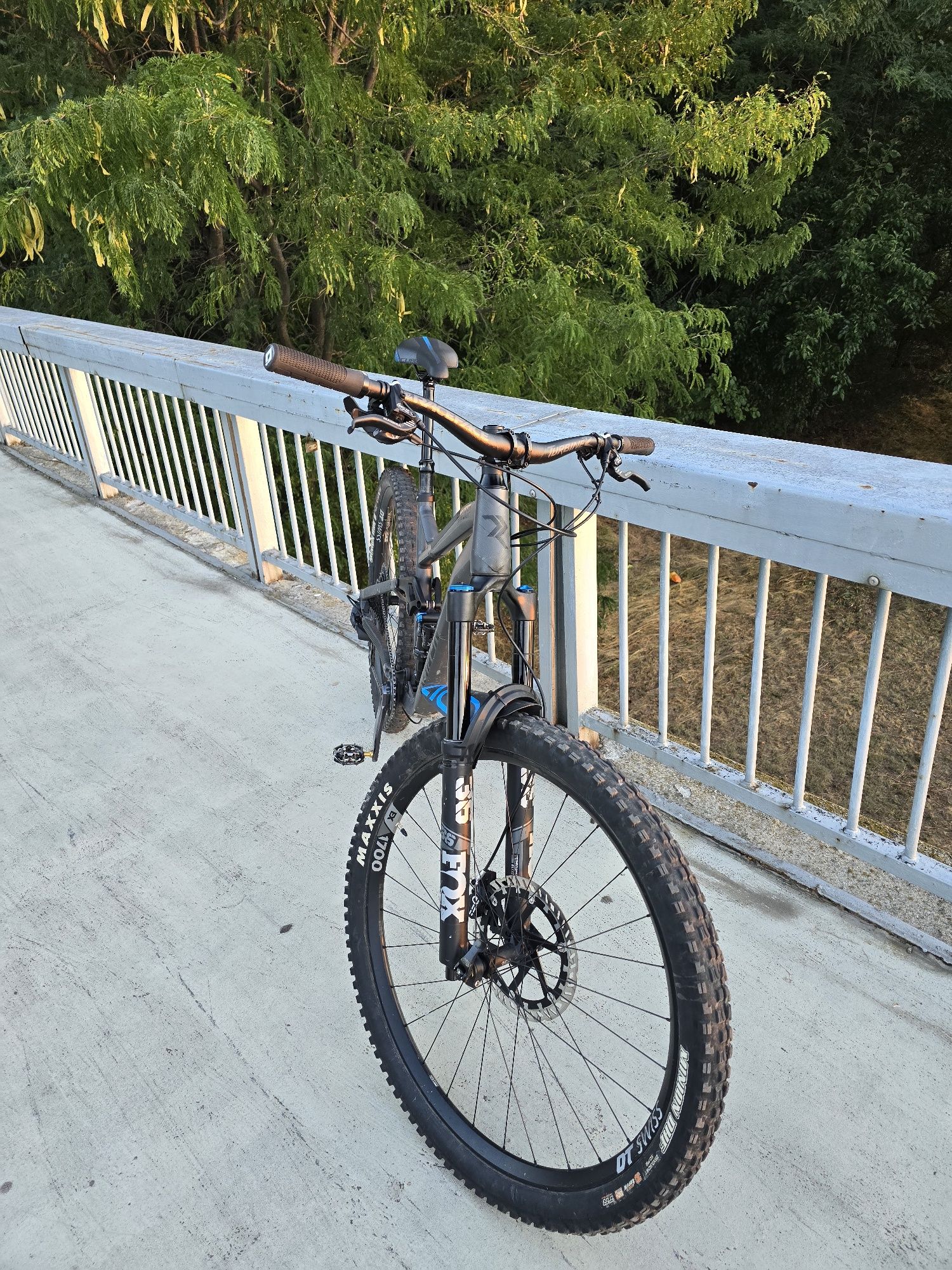 Radon Swoop AL 9.0 [He e trek,canyon,yt,gt,norco,scot]
