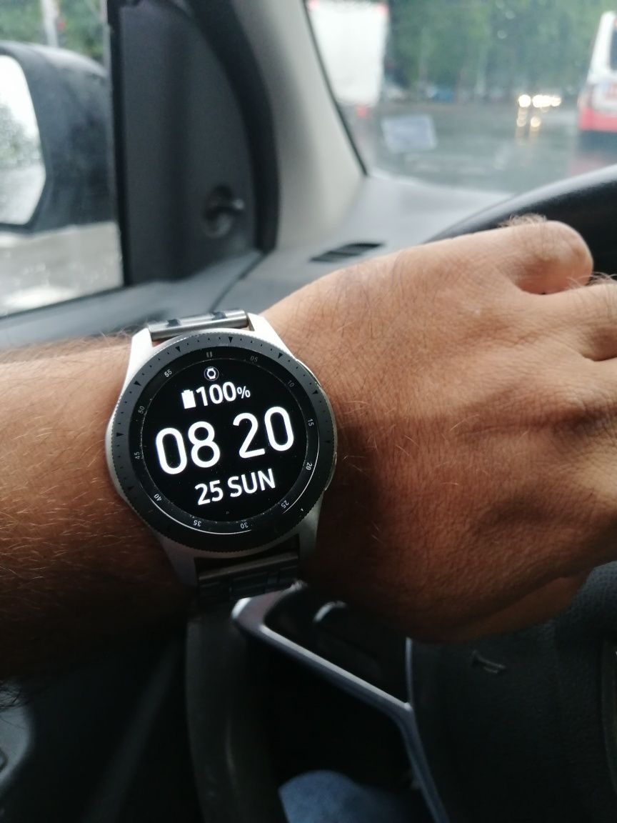 Samsung galaxy Watch sm-r800