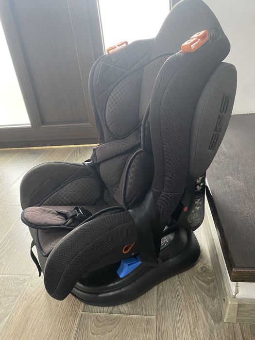 Vând scaun auto pentru copii