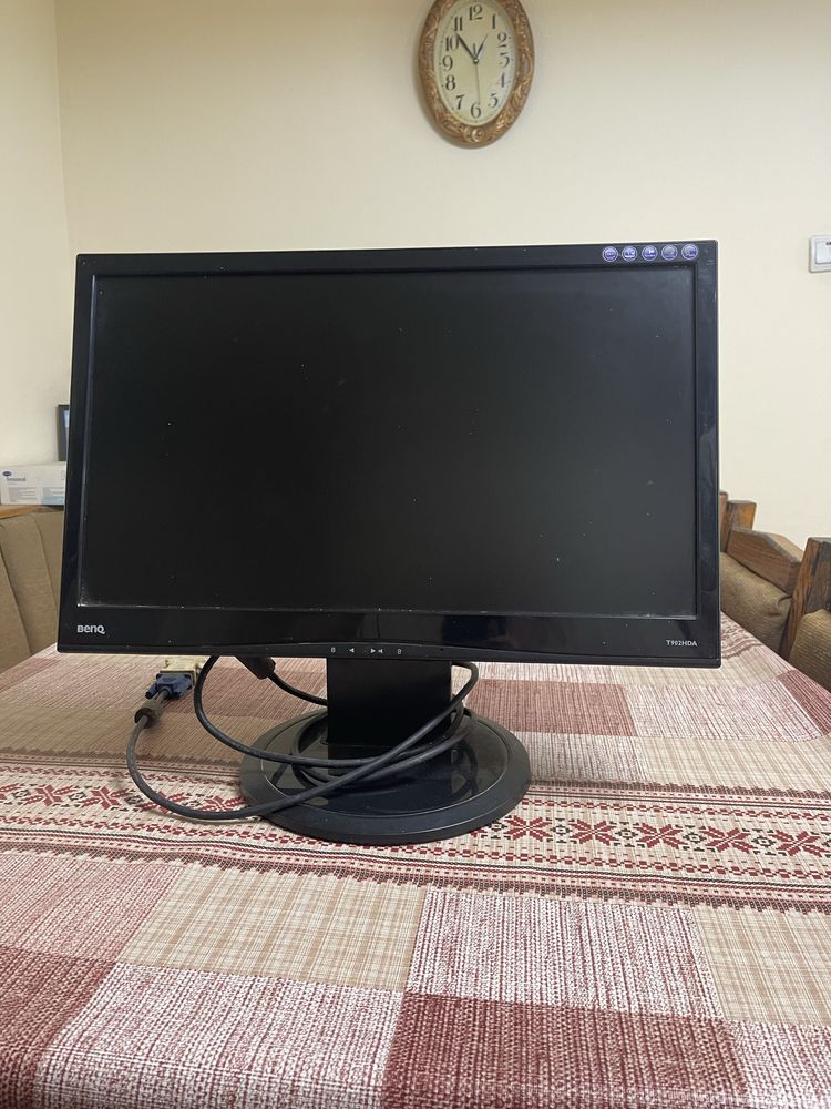 De vanzare monitor si unitate centrala de calculator carcasa pc