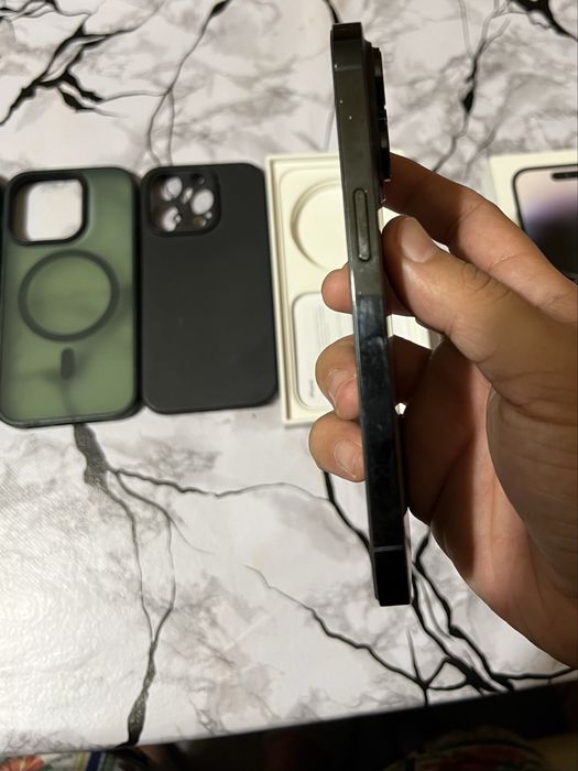 Iphone 14 pro 1tb black