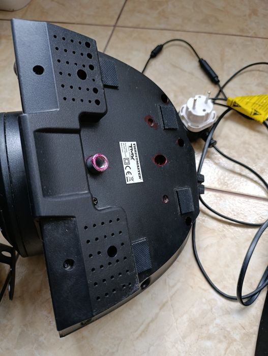 Volan Thrustmaster TMX force feedback