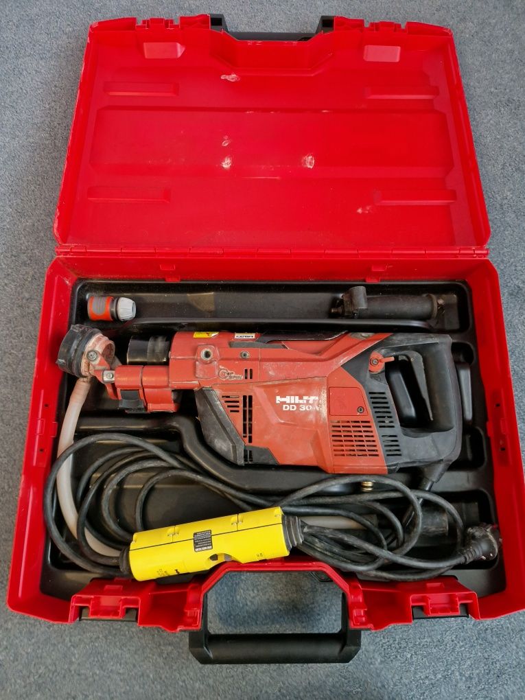 Vand carota hilti