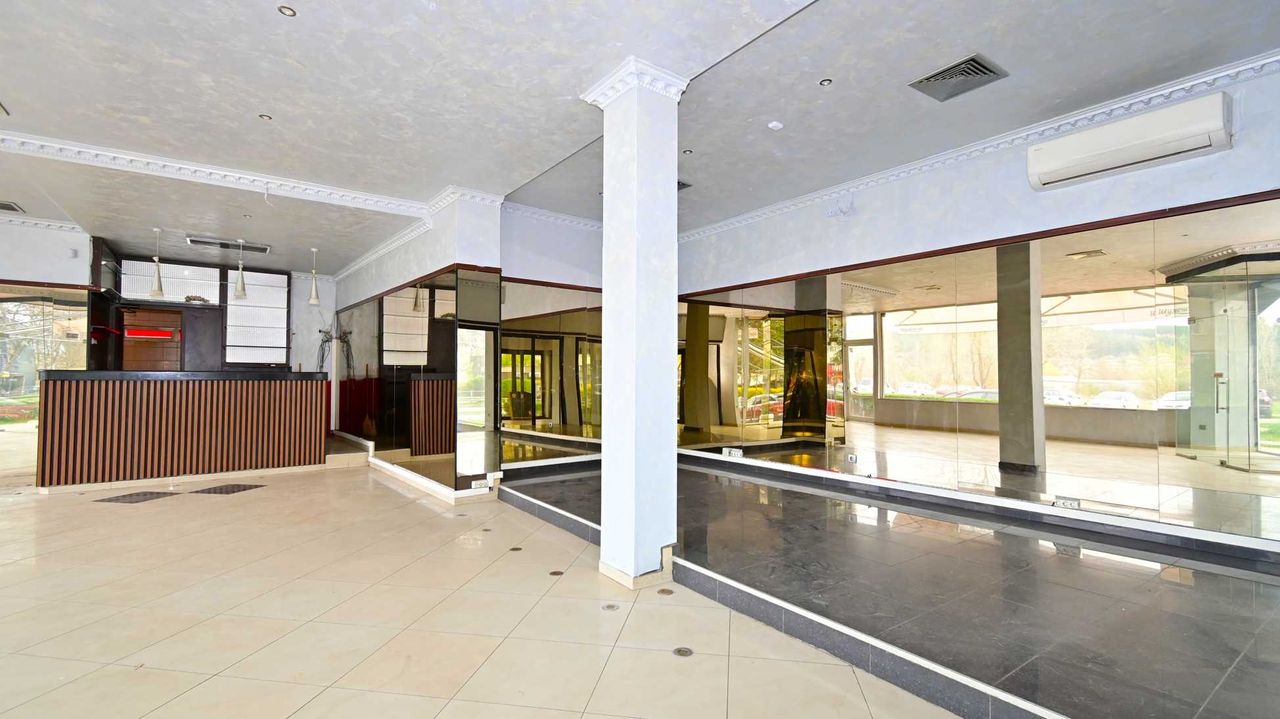 Продава се Заведение в Перник, Изток - 140 кв.м за 1411 €/кв.м - Снимка #8