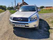 Dezmembrez Toyota Rav 4 2.2 D-CAT 2009