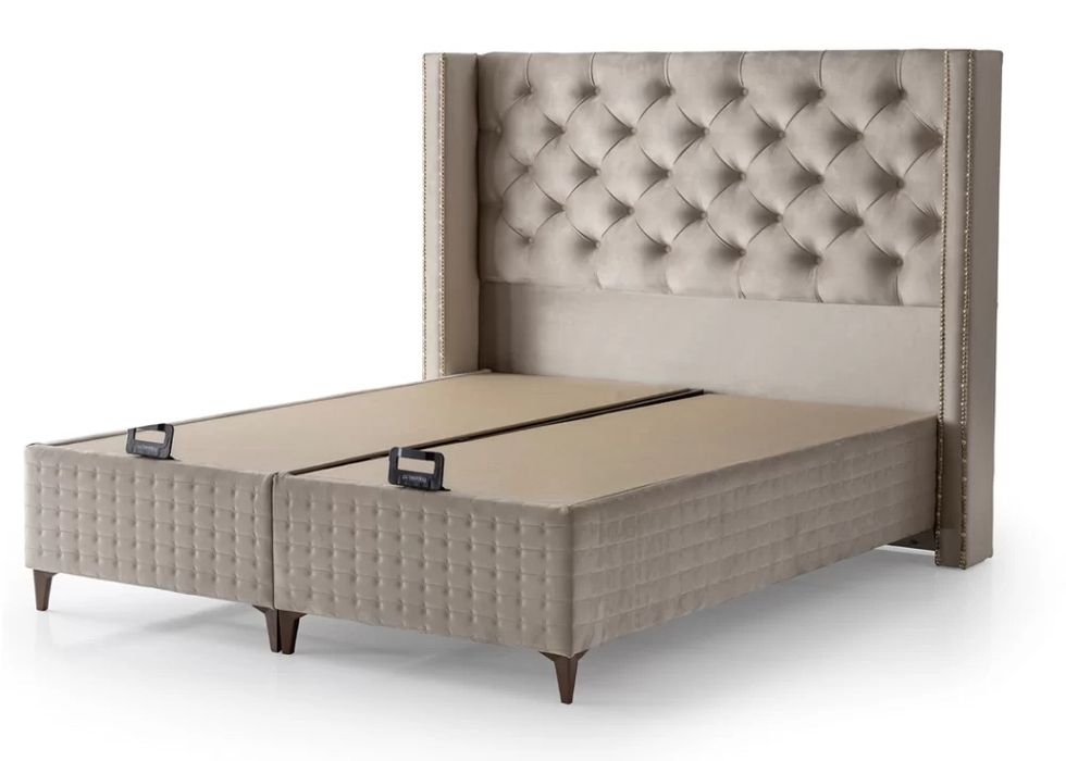 Тапицирано легло Grande